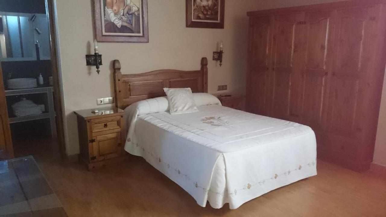 Casa Rural La Del Alba Seria Argamasilla De Alba Luaran gambar