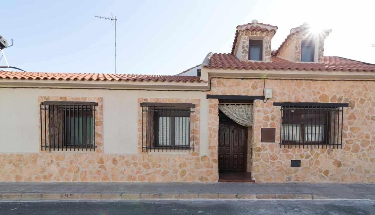Casa Rural La Del Alba Seria Argamasilla De Alba Luaran gambar