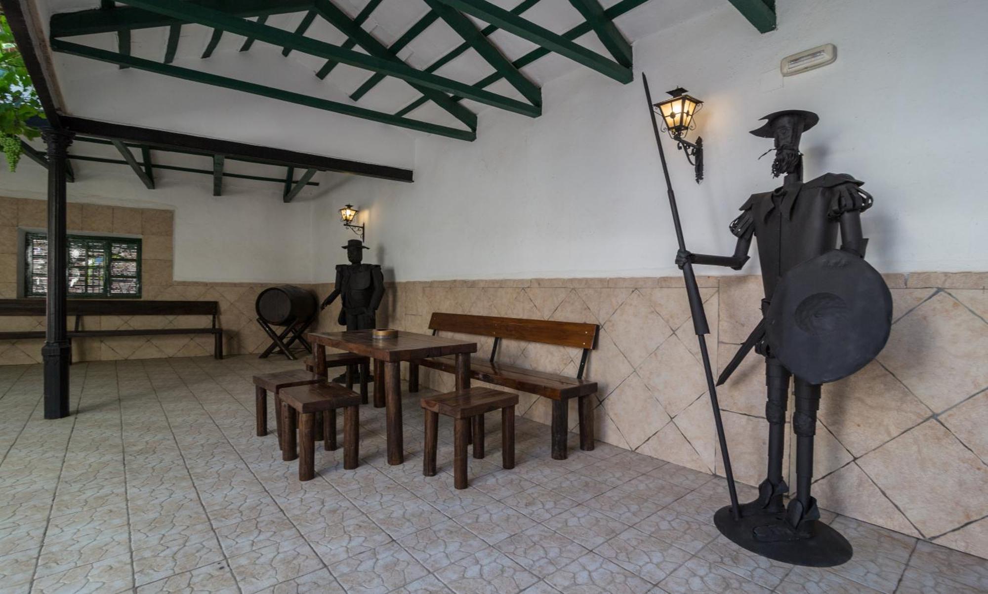Casa Rural La Del Alba Seria Argamasilla De Alba Luaran gambar