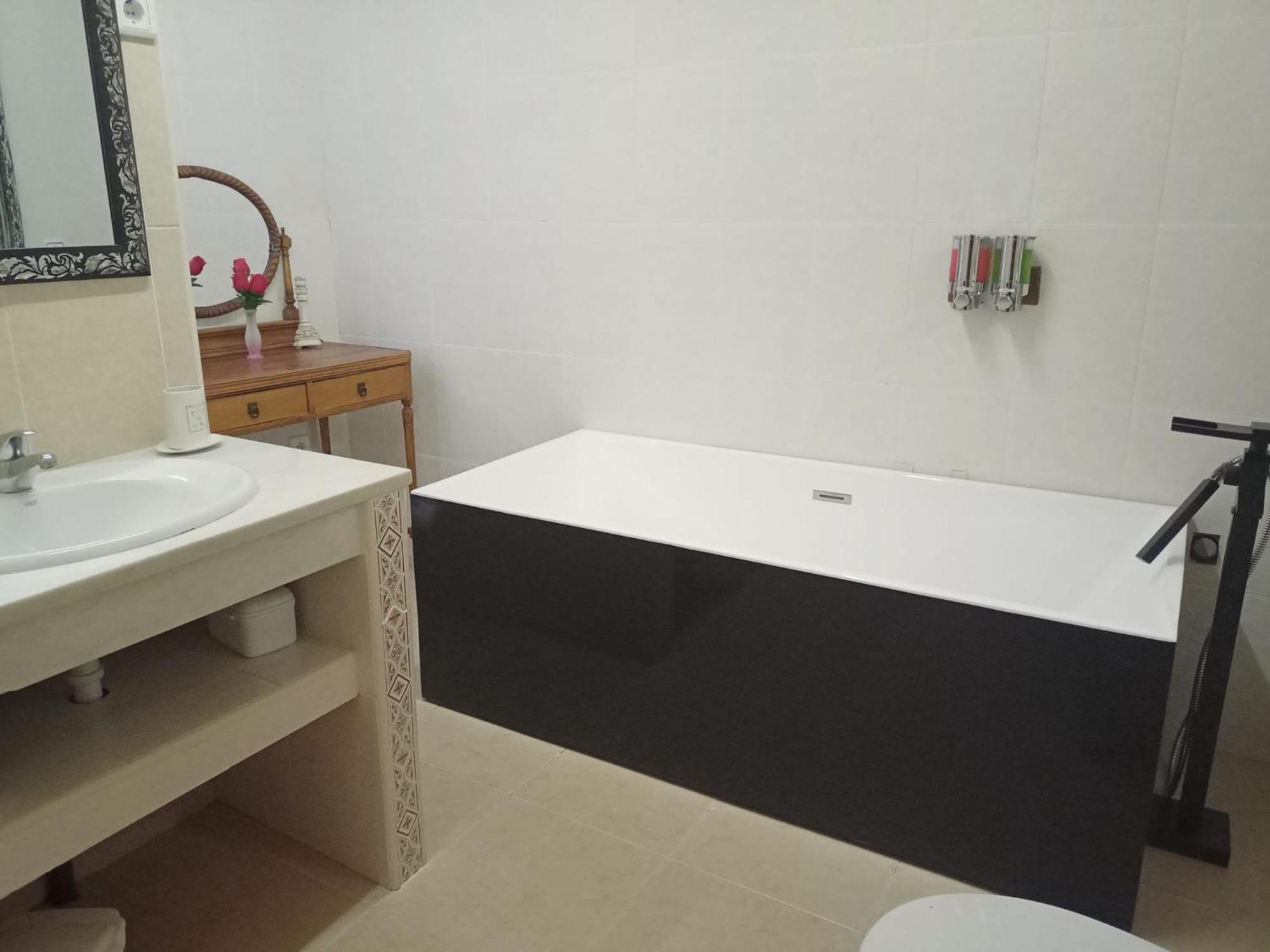 Casa Rural La Del Alba Seria Argamasilla De Alba Luaran gambar
